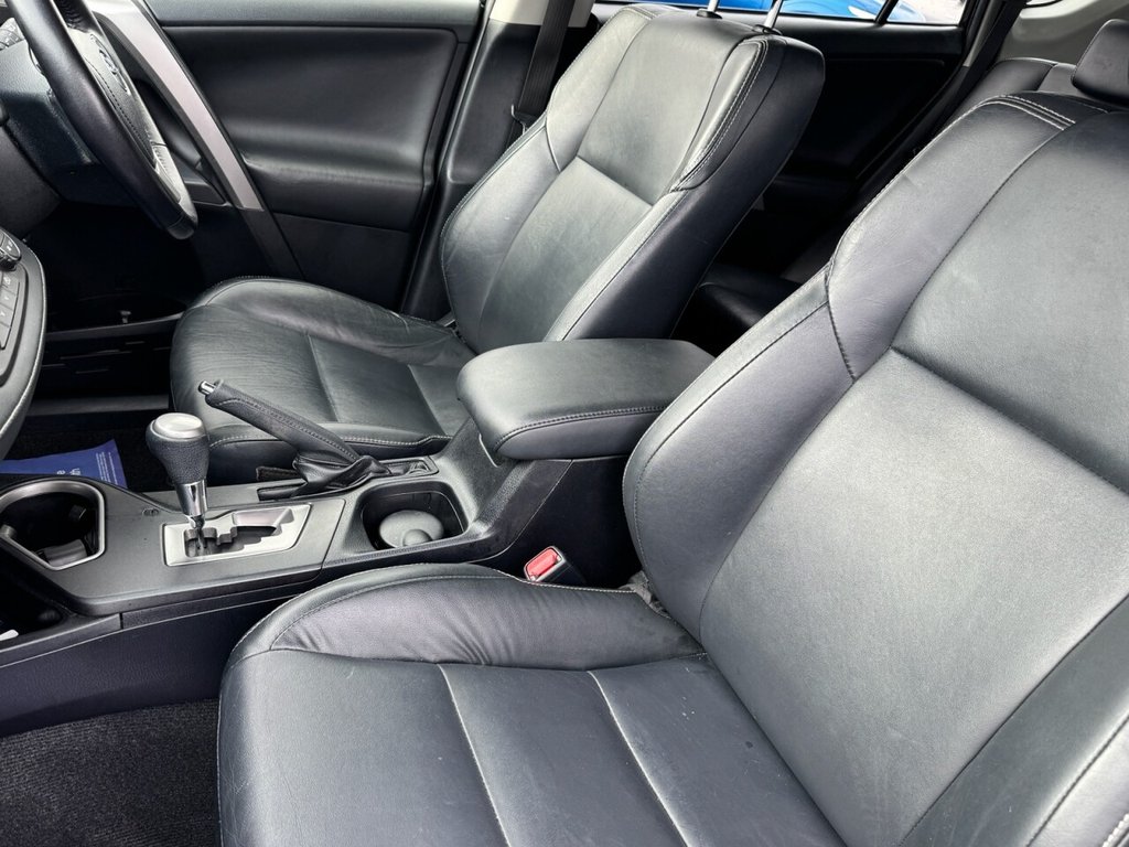 Used Toyota RAV4 2016 for sale - 76106211: Photo 9