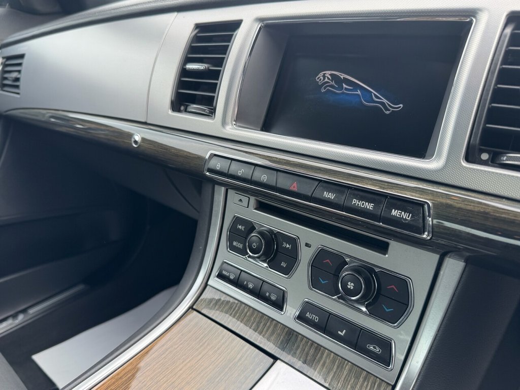 Used Jaguar XF 2015 for sale - 76223803: Photo 9