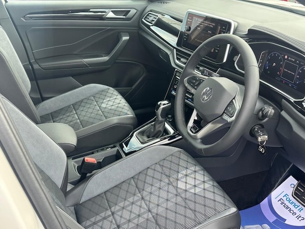 Used Volkswagen T-Roc 2024 for sale - 75527874: Photo 13