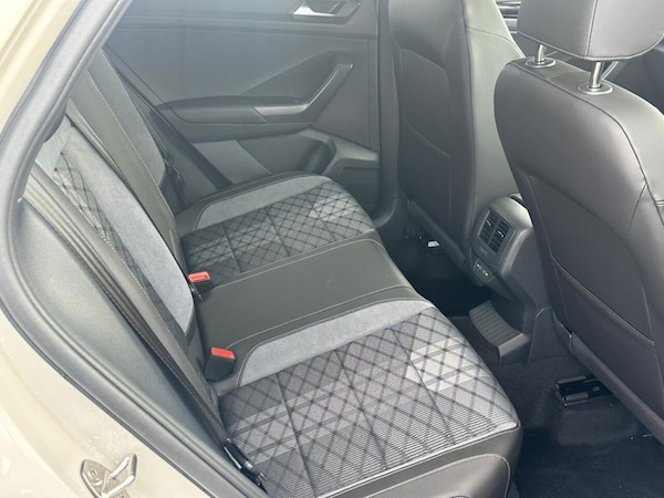 Used Volkswagen T-Roc 2024 for sale - 75527874: Photo 15