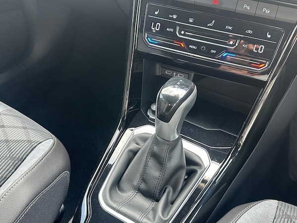 Used Volkswagen T-Roc 2024 for sale - 75527874: Photo 29