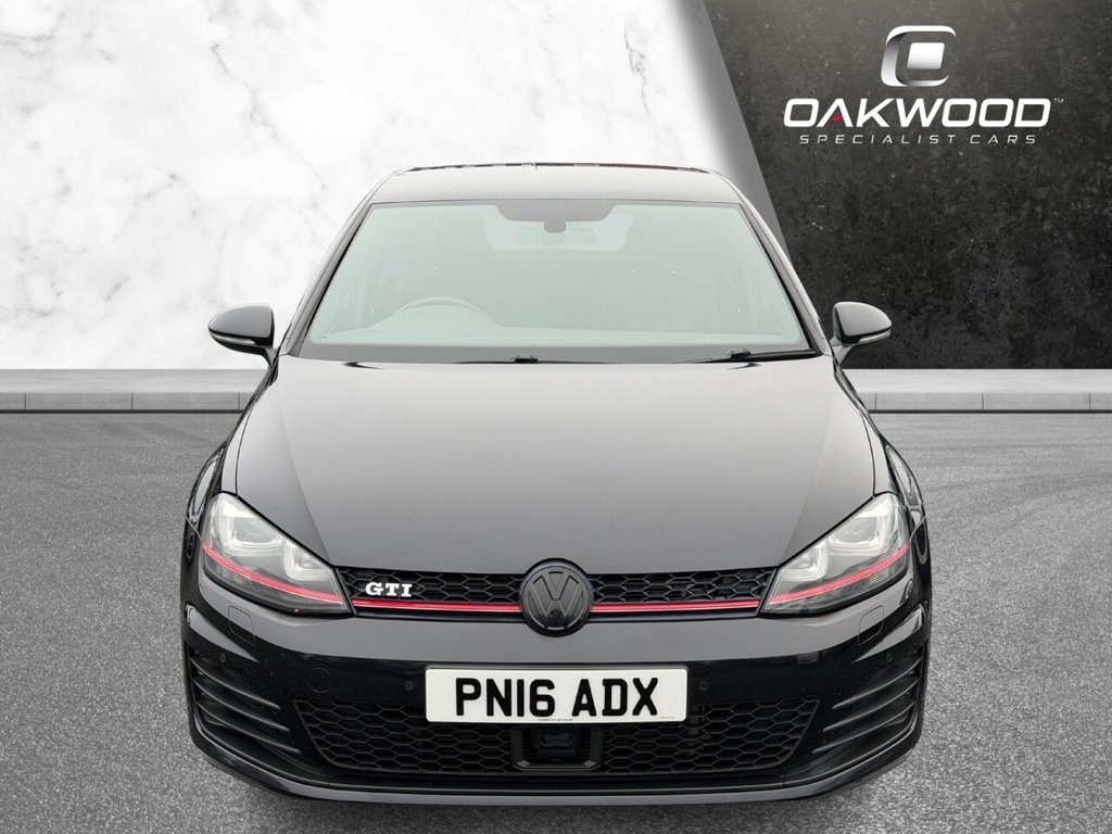 Used Volkswagen Golf 2016 for sale - 77250135: Photo 2