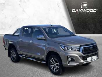 Used Toyota Hilux 2019 for sale - 74156065: Photo