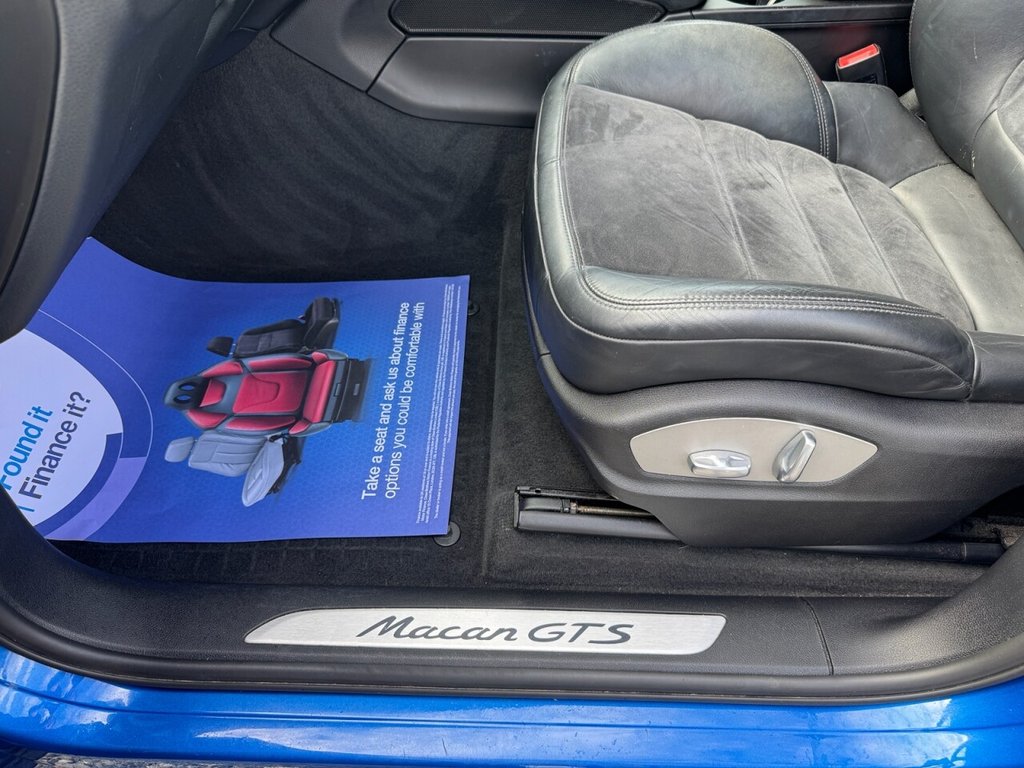 Used Porsche Macan 2018 for sale - 75682598: Photo 22