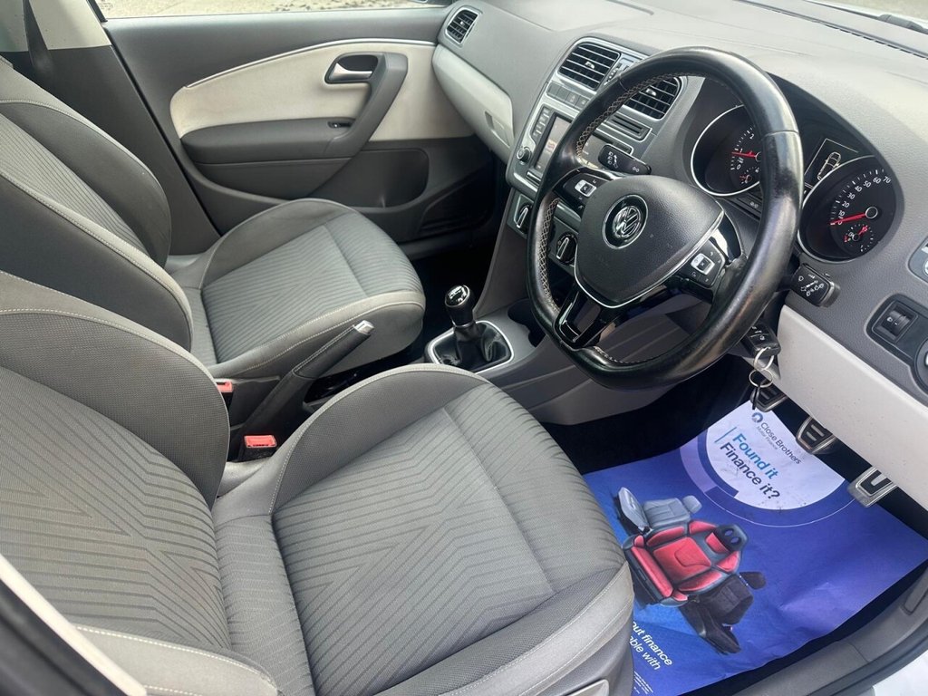 Used Volkswagen Polo 2015 for sale - 77879405: Photo 11