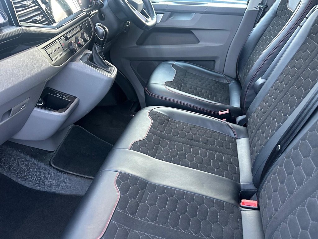 Used Volkswagen Transporter 2023 for sale - 76345230: Photo 2