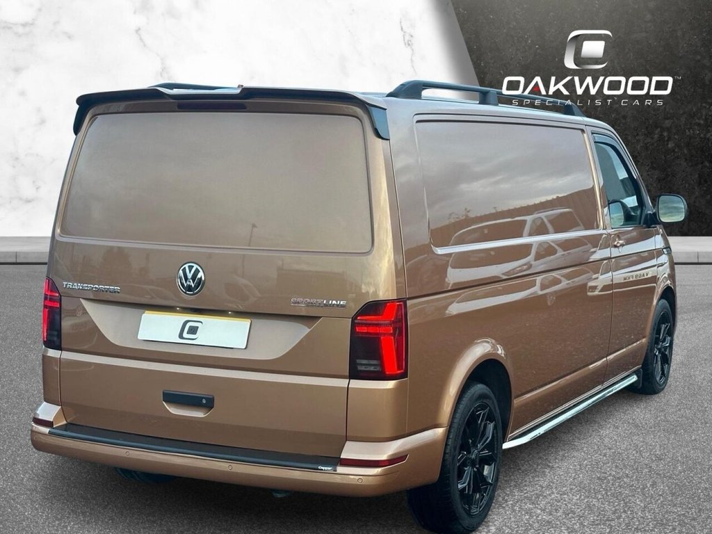 Used Volkswagen Transporter 2023 for sale - 76345230: Photo 4
