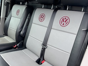 Used Volkswagen Transporter 2016 for sale - 75242178: Photo