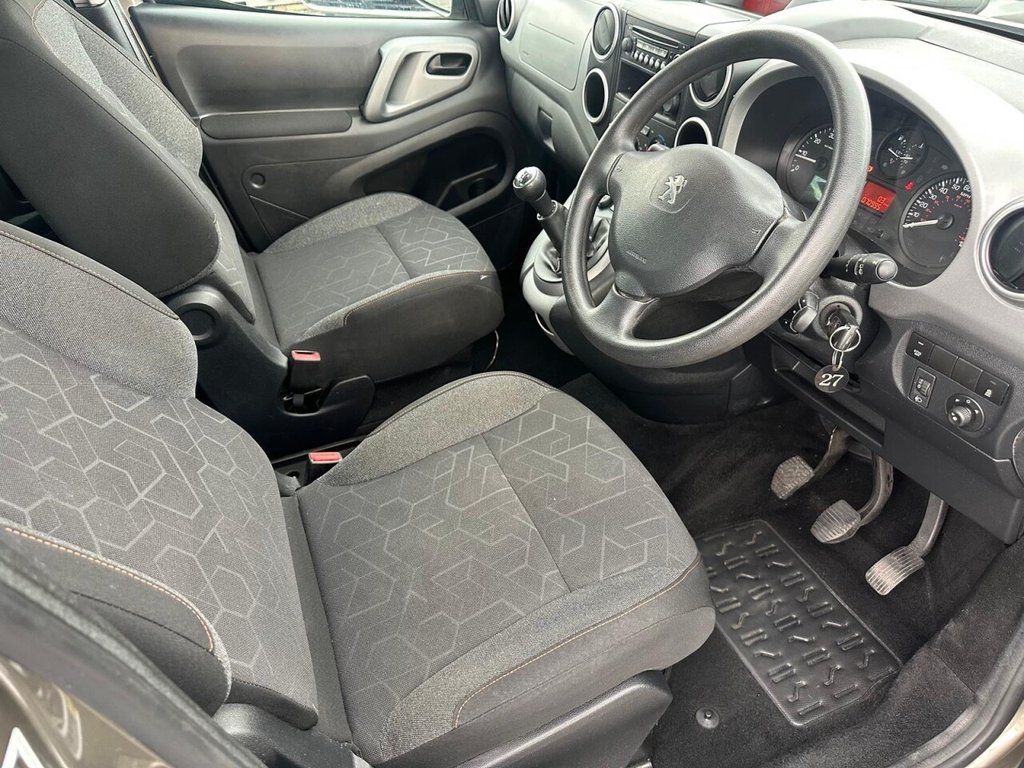 Used Peugeot Partner Tepee 2017 for sale - 76029368: Photo 6