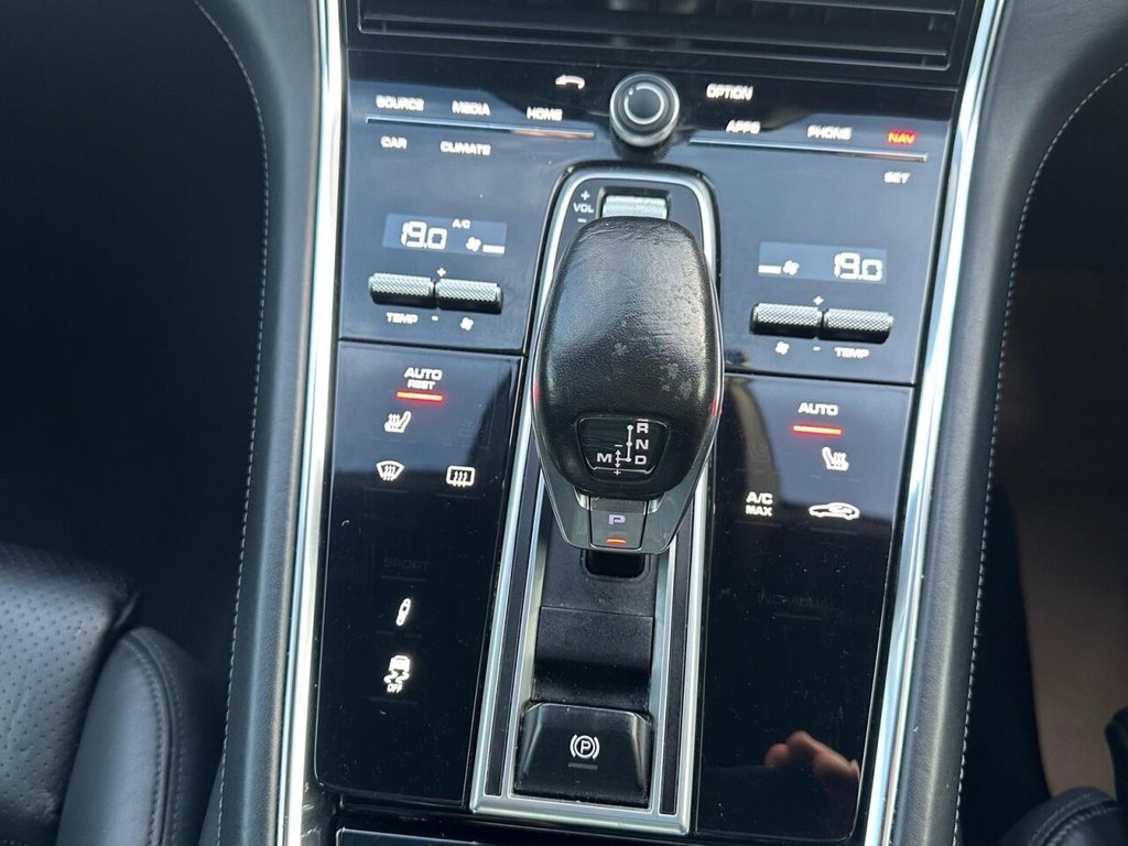 Used Porsche Panamera 2017 for sale - 76900863: Photo 32