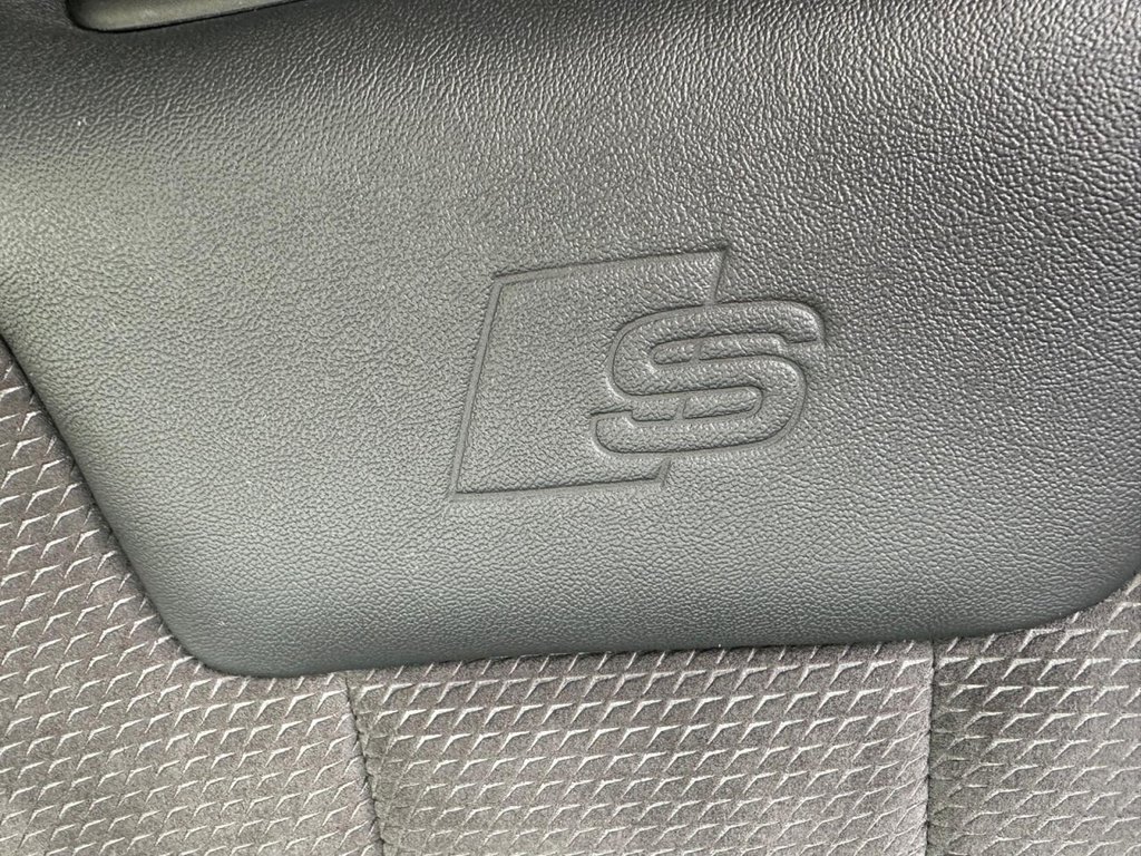 Used Audi A4 Avant 2019 for sale - 77642693: Photo 30