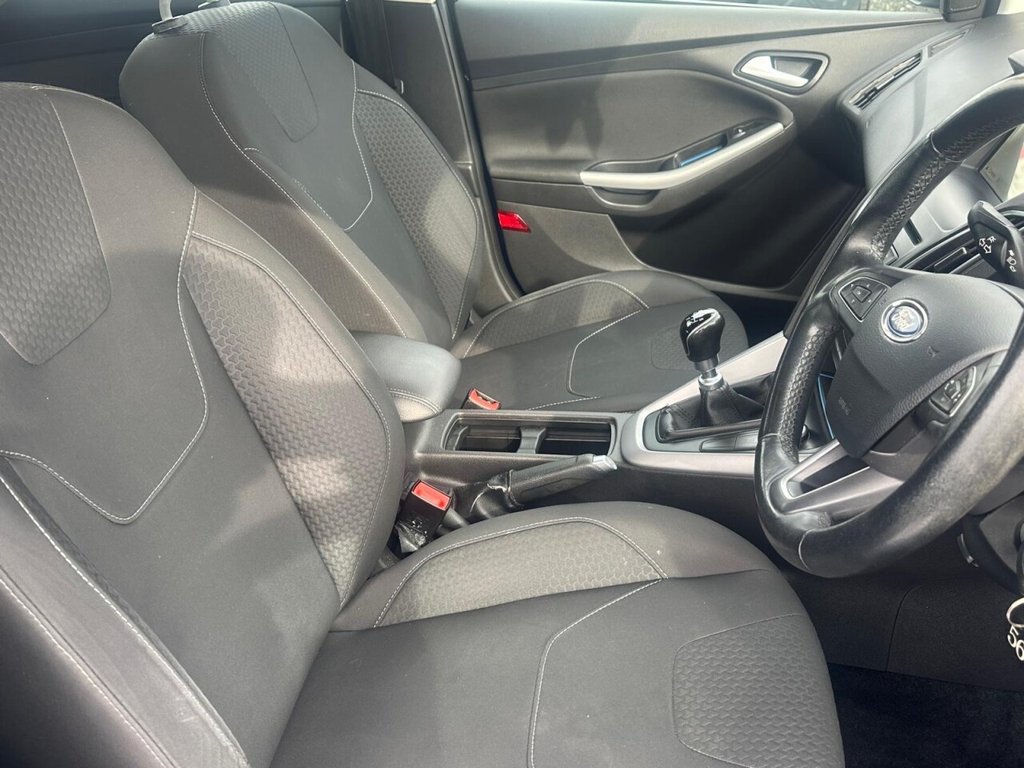 Used Ford Focus 2017 for sale - 76105494: Photo 14