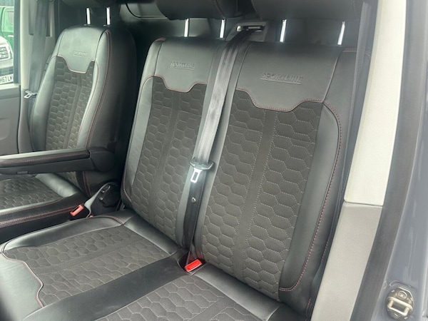 Used Volkswagen Transporter 2022 for sale - 75047546: Photo 8