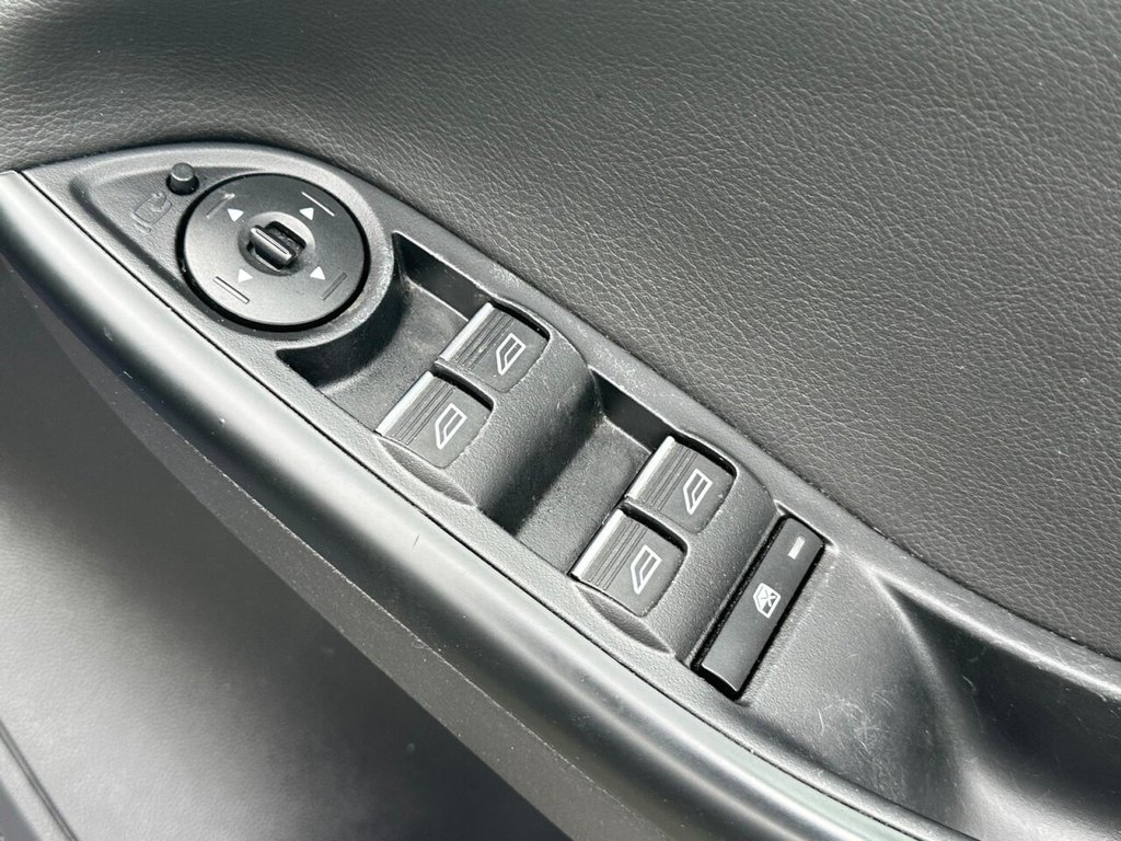 Used Ford Focus 2017 for sale - 76106010: Photo 18