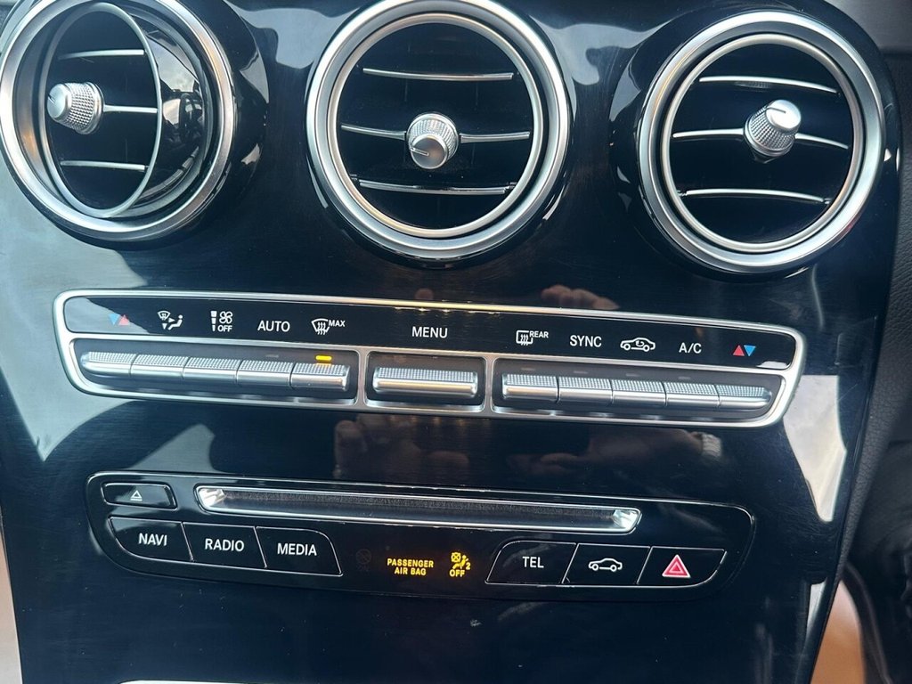 Used Mercedes-Benz C Class 2015 for sale - 76345214: Photo 18