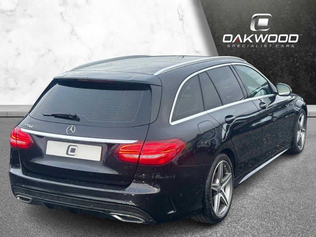 Used Mercedes-Benz C Class 2015 for sale - 76345214: Photo 4