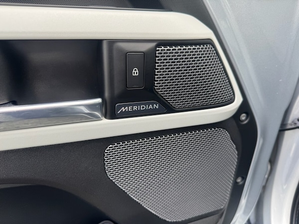 Used Land Rover Defender 2020 for sale - 75654063: Photo 16