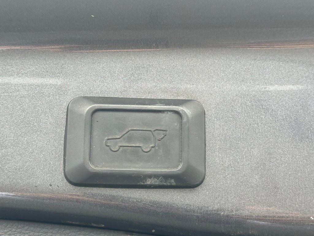 Used Toyota RAV4 2020 for sale - 76163335: Photo 14