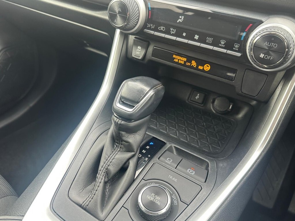 Used Toyota RAV4 2020 for sale - 76163335: Photo 21