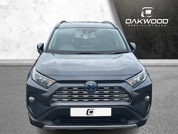 Used Toyota RAV4 2020 for sale - 76163335: Photo 2