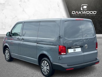 Used Volkswagen Transporter 2020 for sale - 79233230: Photo