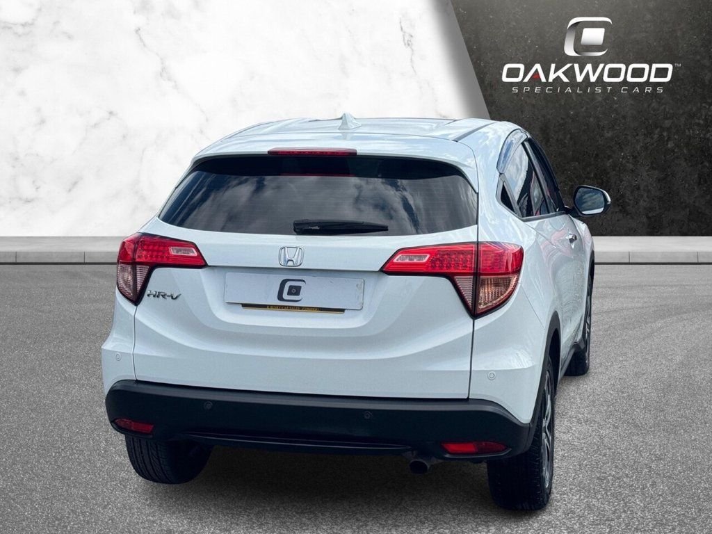 Used Honda HR-V 2015 for sale - 76642514: Photo 6