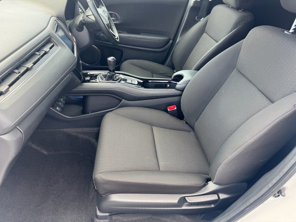 Used Honda HR-V 2015 for sale - 76642514: Photo 9