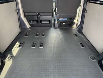 Used Volkswagen Transporter 2020 for sale - 74819762: Photo