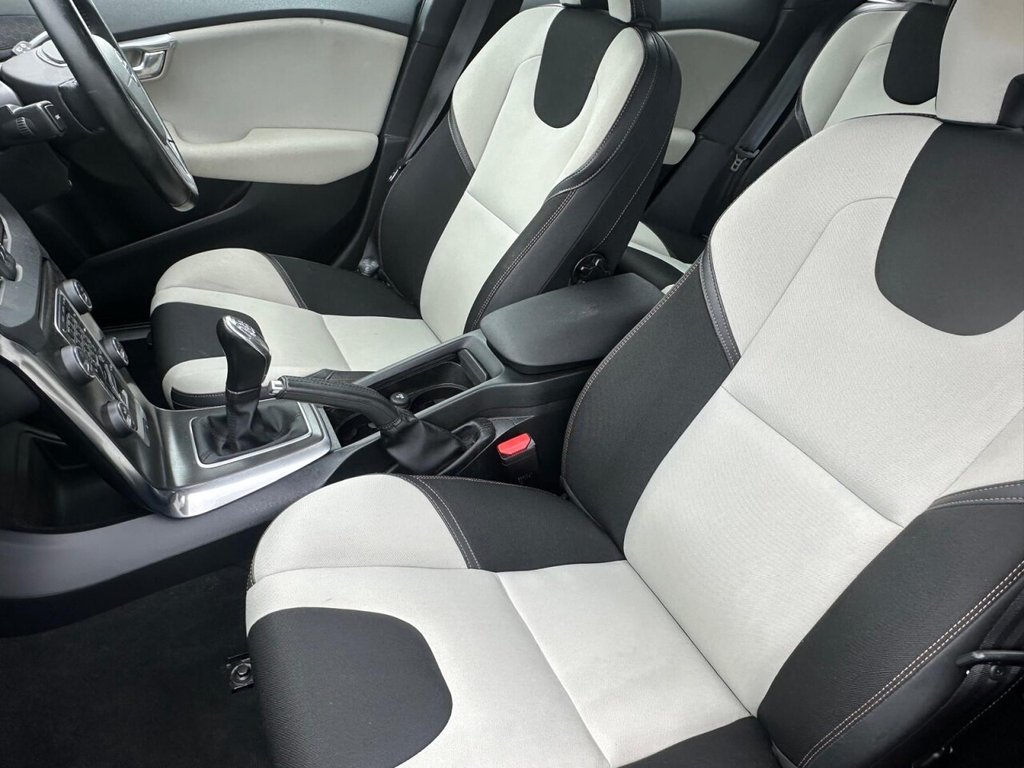 Used Volvo V40 Cross Country 2014 for sale - 76106155: Photo 25