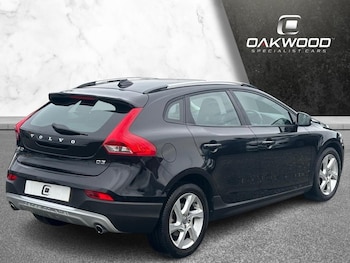 Used Volvo V40 Cross Country 2014 for sale - 76106155: Photo