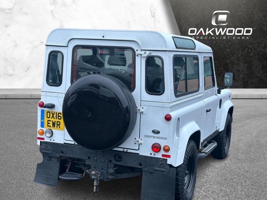 Used Land Rover Defender 2016 for sale - 76950265: Photo 5