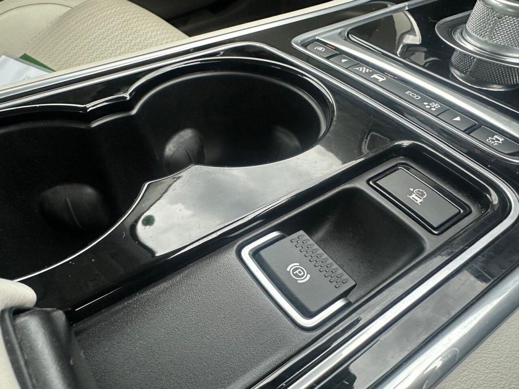 Used Jaguar XE 2016 for sale - 76223796: Photo 14