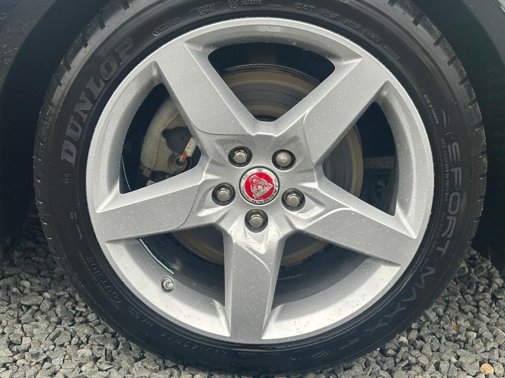 Used Jaguar XE 2016 for sale - 76223796: Photo 25