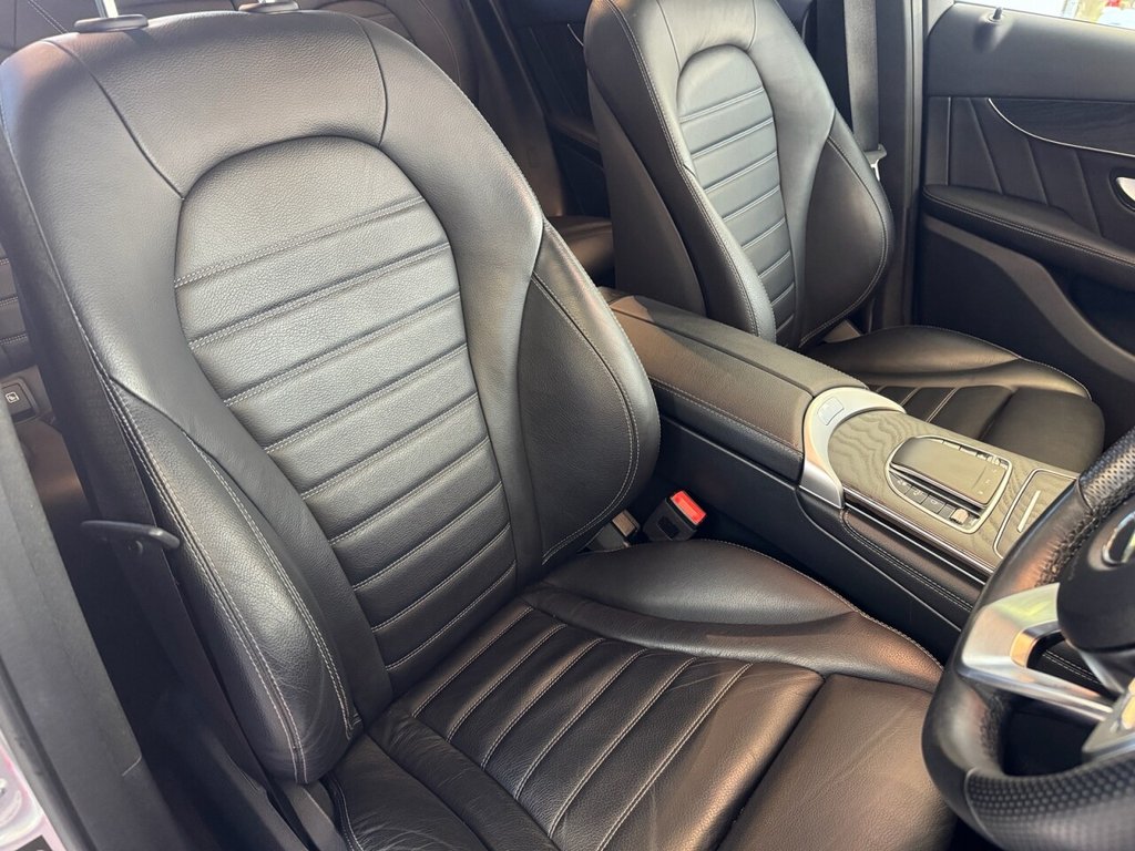 Used Mercedes-Benz GLC 2020 for sale - 76256304: Photo 2