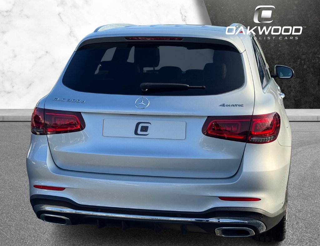 Used Mercedes-Benz GLC 2020 for sale - 76256304: Photo 4