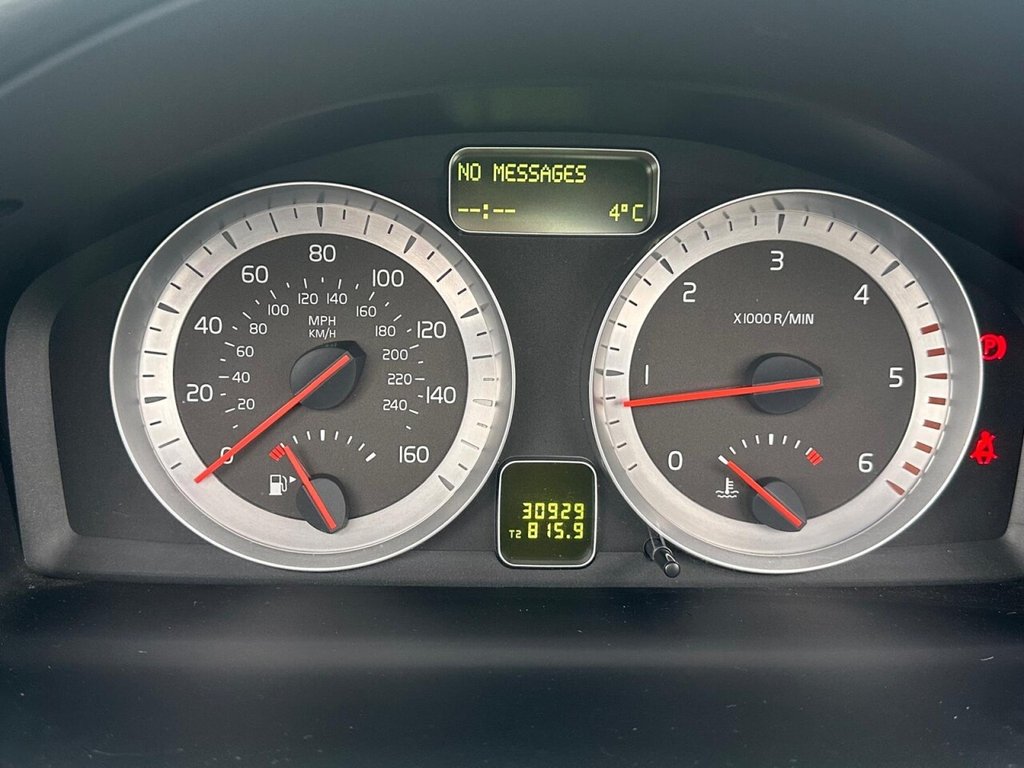 Used Volvo C70 2010 for sale - 76605070: Photo 23