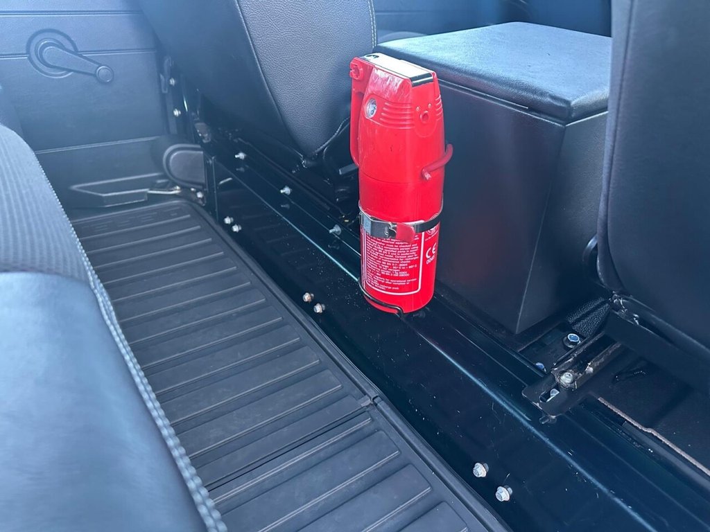 Used Land Rover Defender 2012 for sale - 76698468: Photo 25