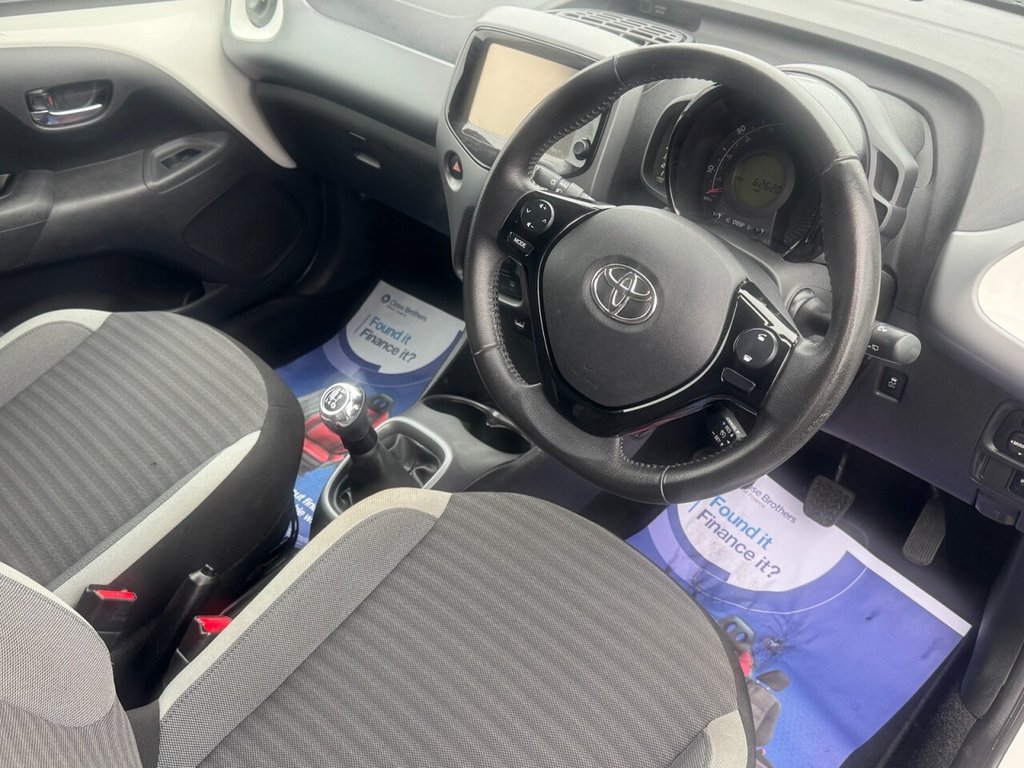 Used Toyota AYGO 2018 for sale - 76105951: Photo 17