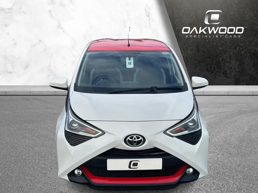 Used Toyota AYGO 2018 for sale - 76105951: Photo 2