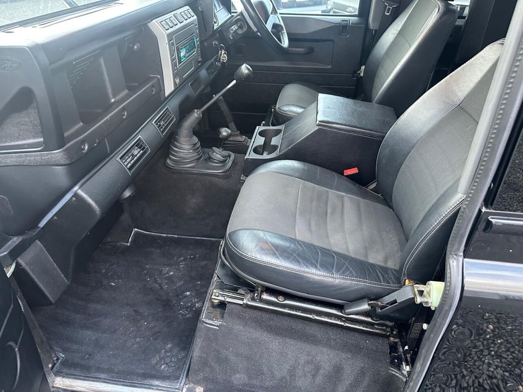 Used Land Rover Defender 2006 for sale - 77879619: Photo 12