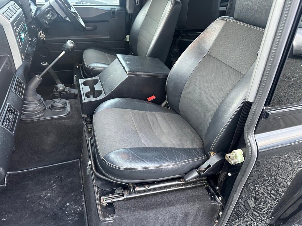 Used Land Rover Defender 2006 for sale - 77879619: Photo 14