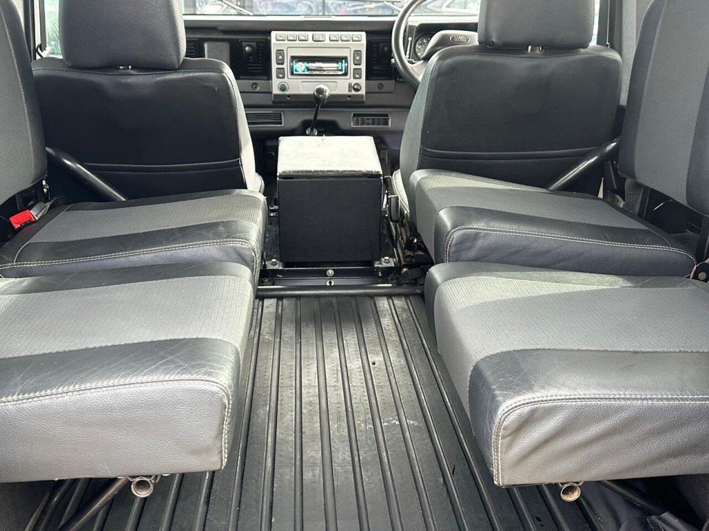 Used Land Rover Defender 2006 for sale - 77879619: Photo 49