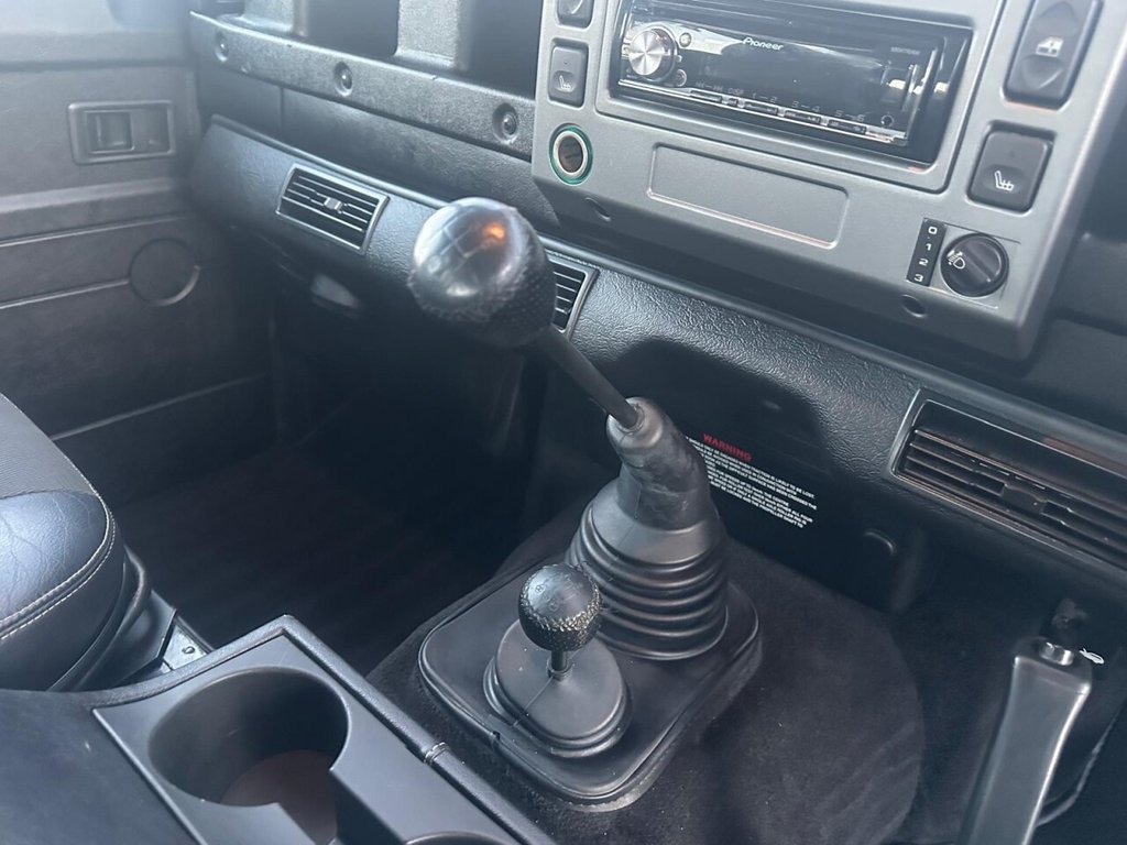 Used Land Rover Defender 2006 for sale - 77879619: Photo 9