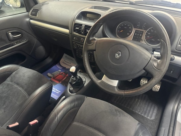 Used Renault Clio 2003 for sale - 74904091: Photo 12