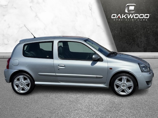 Used Renault Clio 2003 for sale - 74904091: Photo 4