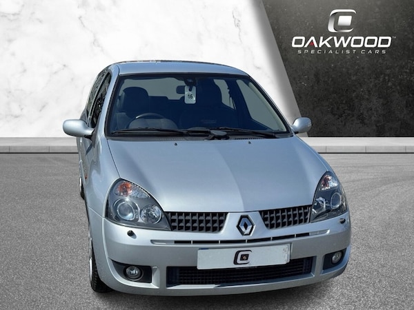 Used Renault Clio 2003 for sale - 74904091: Photo 9