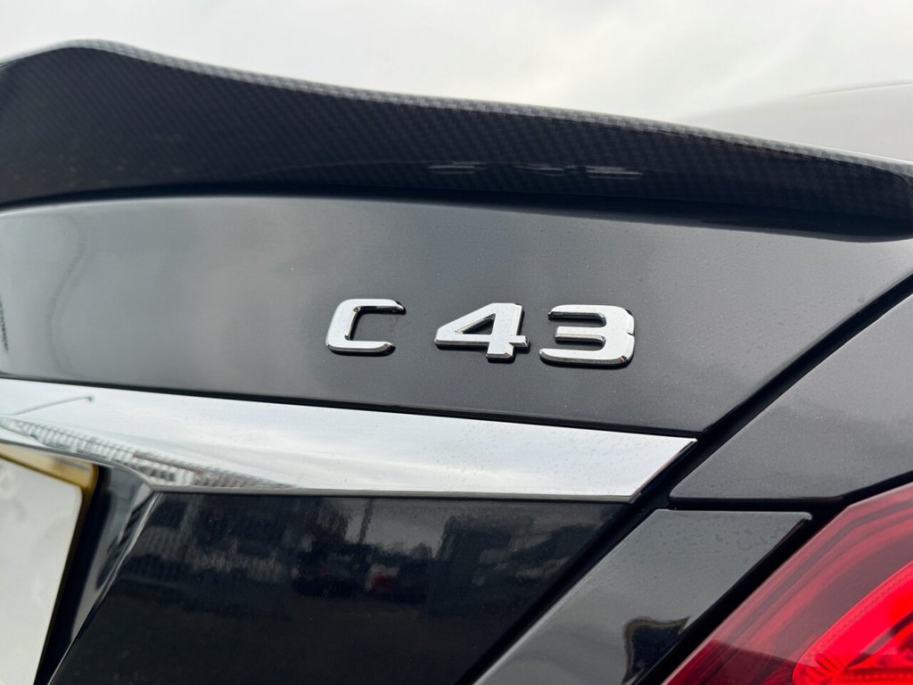 Used Mercedes-Benz C Class 2017 for sale - 76291159: Photo 9