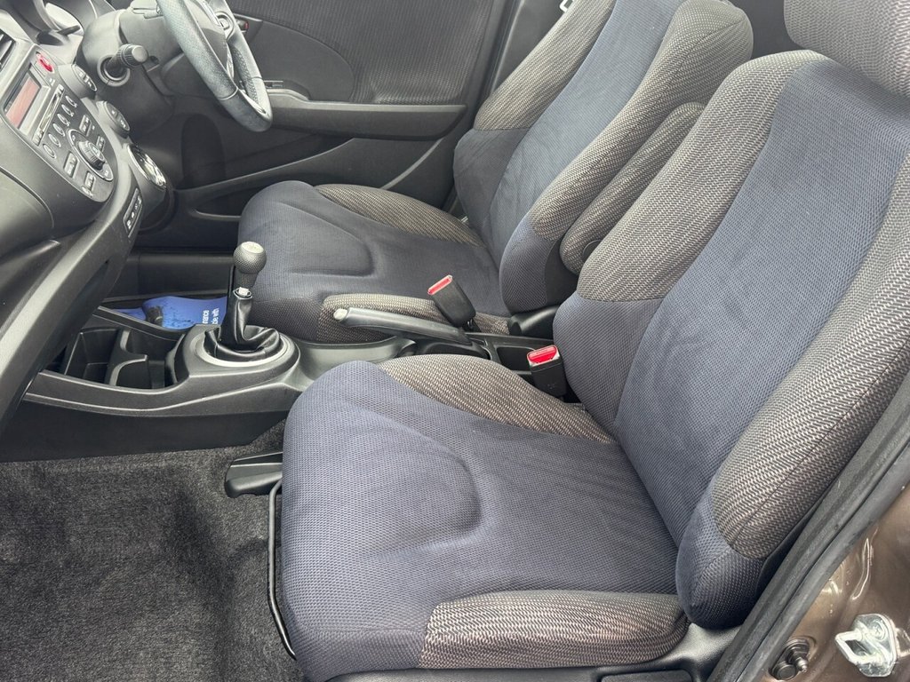 Used Honda Jazz 2014 for sale - 76106038: Photo 12