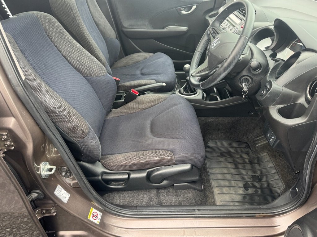Used Honda Jazz 2014 for sale - 76106038: Photo 18