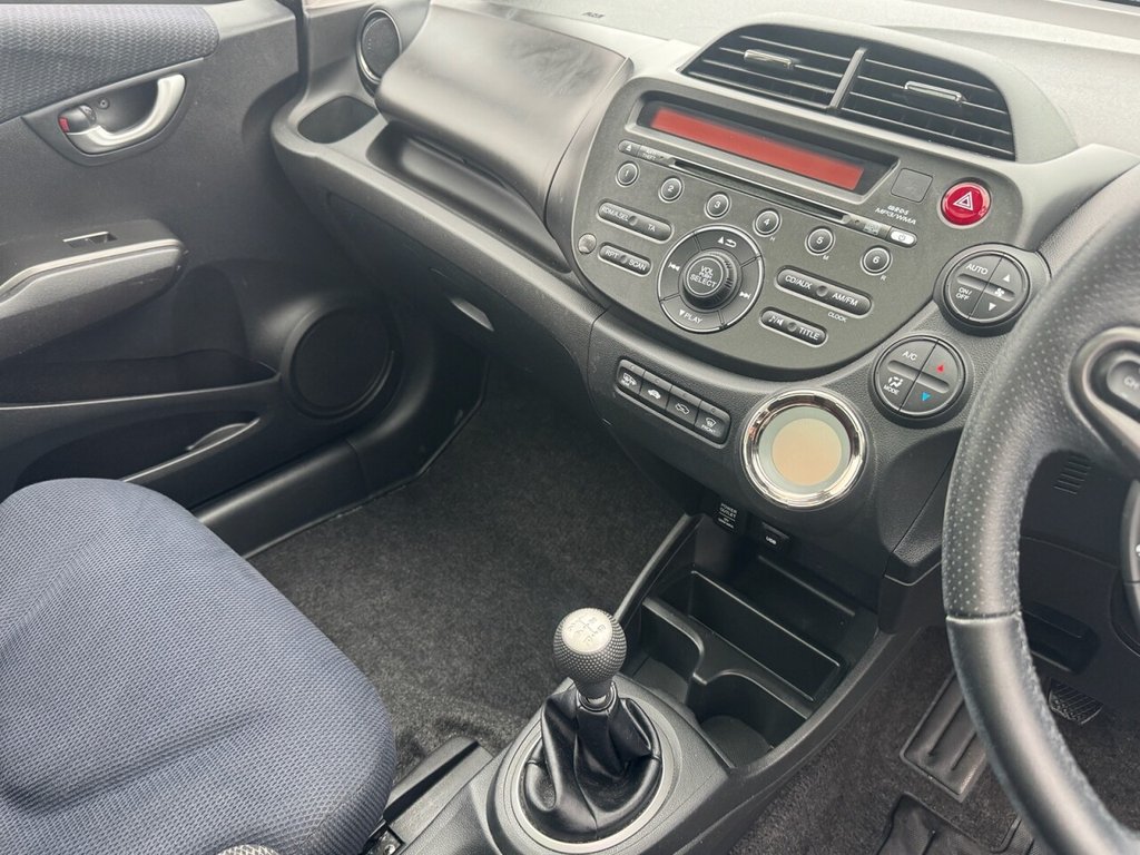 Used Honda Jazz 2014 for sale - 76106038: Photo 19